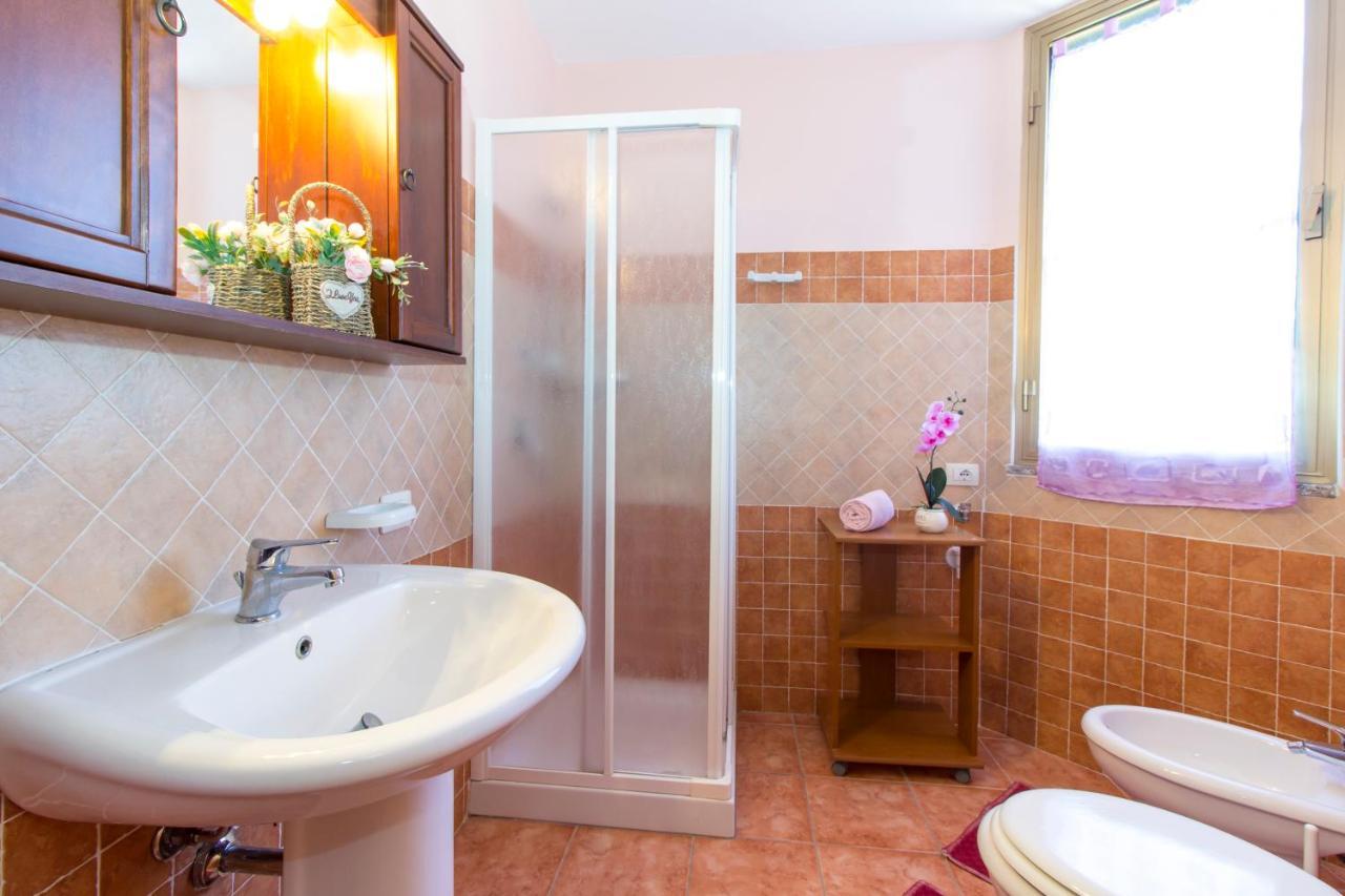 Appartamenti In Villa Con Ampio Giardino Esterno بوسادا المظهر الخارجي الصورة
