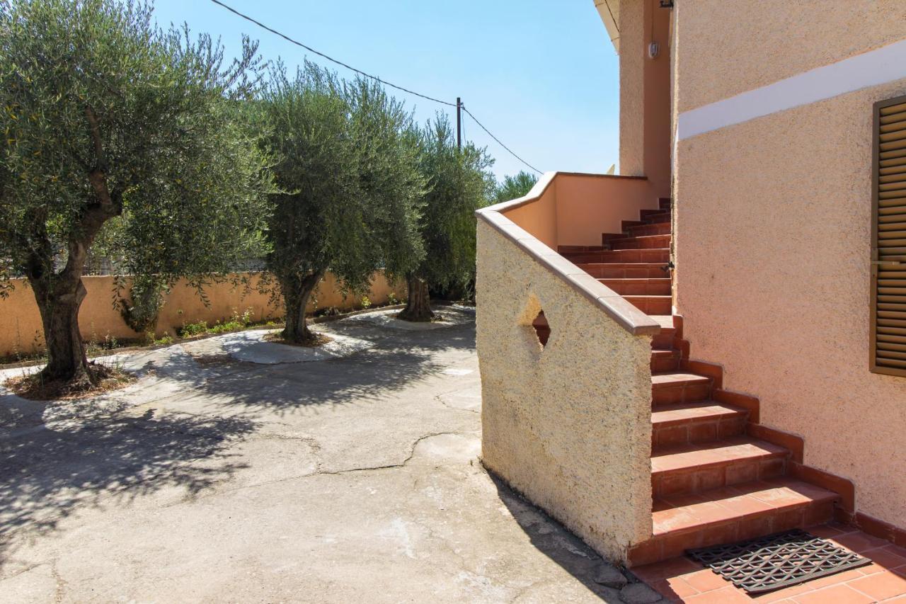 Appartamenti In Villa Con Ampio Giardino Esterno بوسادا المظهر الخارجي الصورة